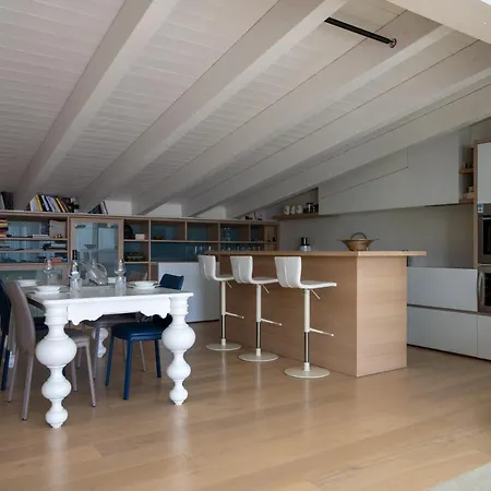 L'angelica Loft View - *